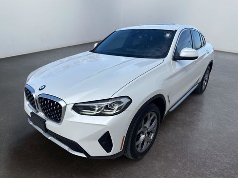 Used 2022 BMW X4 xDrive30i w/ Convenience Package image 9