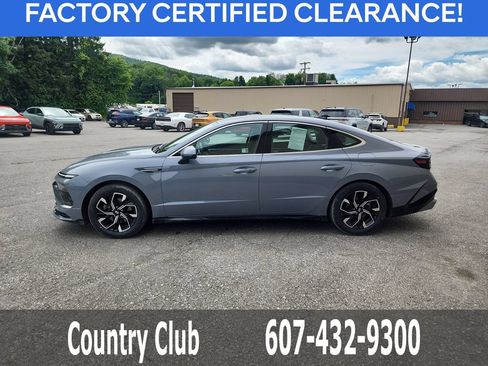 Certified 2025 Hyundai Sonata SEL AWD/4WD image 5