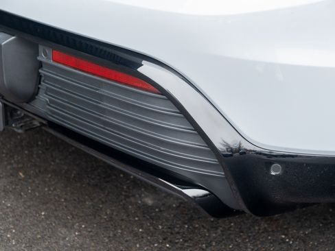 Certified 2025 Porsche Macan Turbo Electric image 59