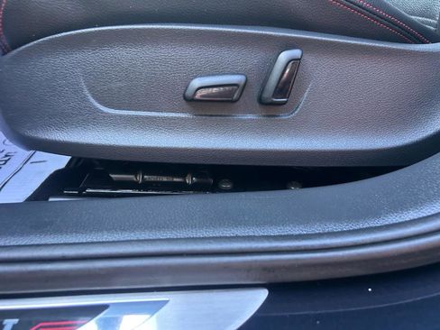 Used 2017 Volkswagen Jetta GLI image 20