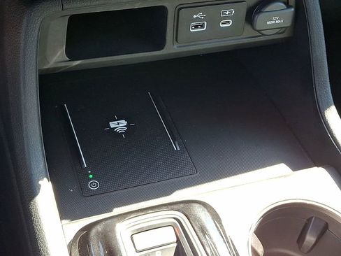 Used 2025 Honda Pilot EX-L image 27