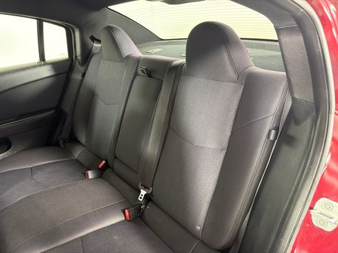 Used 2013 Chrysler 200 Touring FWD image 16