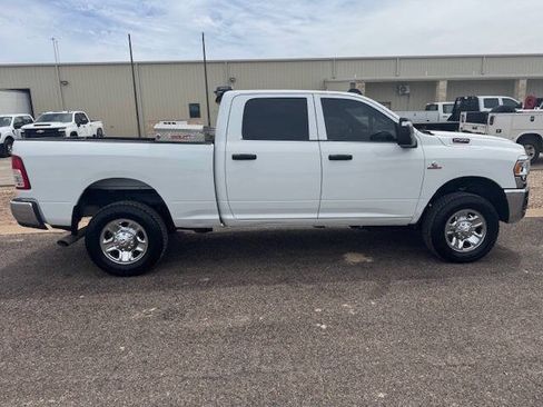 Used 2023 RAM 2500 Tradesman w/ Chrome Appearance Group AWD/4WD image 6