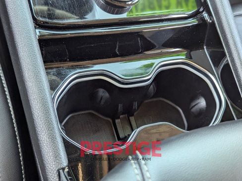 Used 2022 Jeep Grand Cherokee Limited w/ Trailer Tow Prep Group (B) image 27