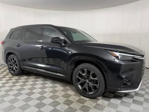 Used 2026 Lexus TX 500h AWD w/ Technology Package image 11