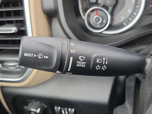 Used 2019 RAM 1500 Big Horn AWD/4WD image 41