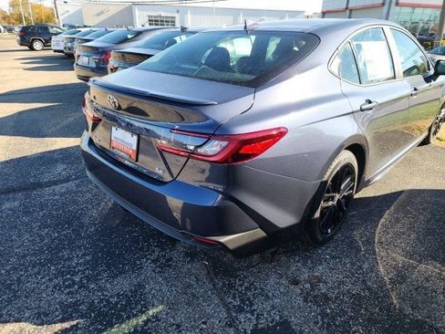 Used 2026 Toyota Camry SE w/ Convenience Package FWD image 8