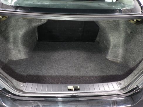 Used 2019 Nissan Versa S Plus image 8