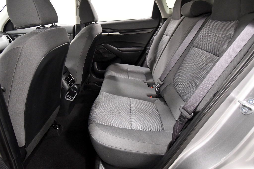 Used 2026 Kia Seltos LX AWD/4WD image 15