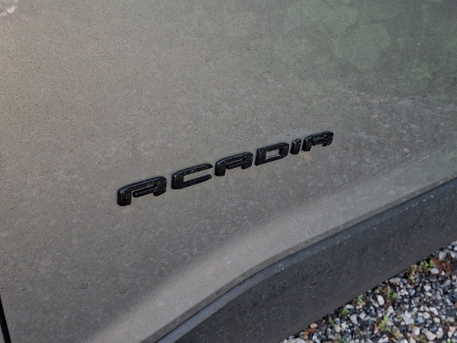 Used 2023 GMC Acadia SLT w/ Elevation Edition AWD/4WD image 8