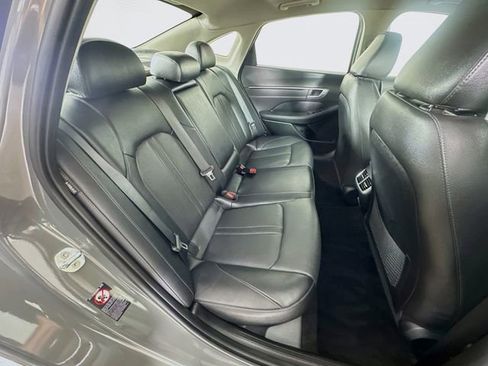 Used 2022 Hyundai Sonata Limited FWD image 9
