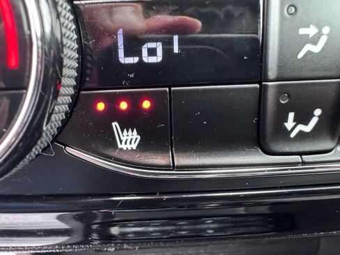 Used 2023 Buick Encore GX Select AWD/4WD image 24