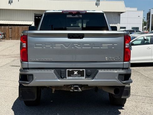 Used 2024 Chevrolet Silverado 3500 High Country w/ Technology Package AWD/4WD image 10