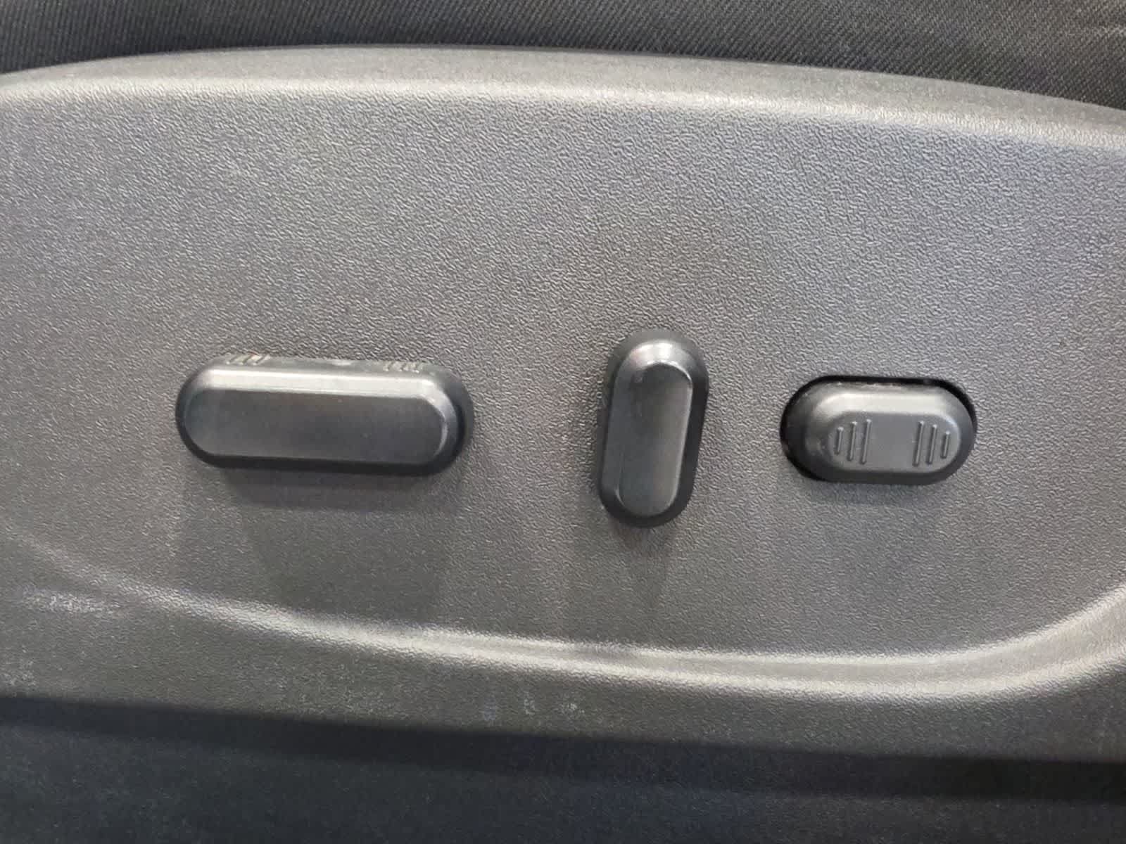 Used 2018 Ford Escape SEL FWD image 15