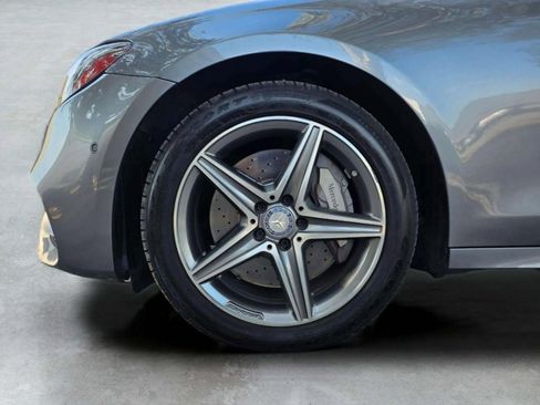 Used 2017 Mercedes-Benz E 300 image 14