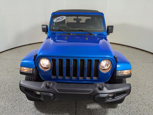 Used 2021 Jeep Wrangler Sport image 4