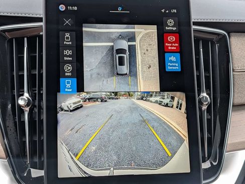 Certified 2026 Volvo XC90 B5 Plus w/ Protection Package Premier AWD/4WD image 27