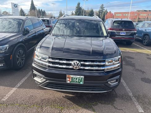 Used 2019 Volkswagen Atlas SEL image 3