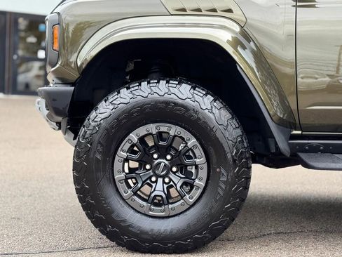 Used 2025 Ford Bronco Raptor AWD/4WD image 11