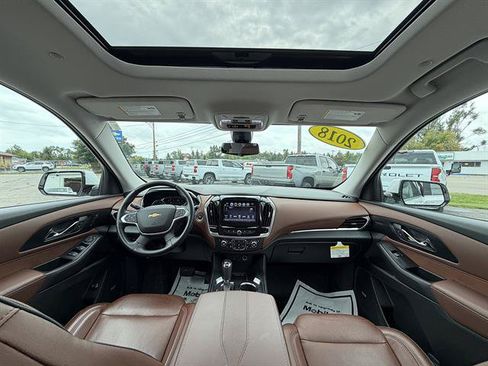 Used 2018 Chevrolet Traverse High Country AWD/4WD image 28