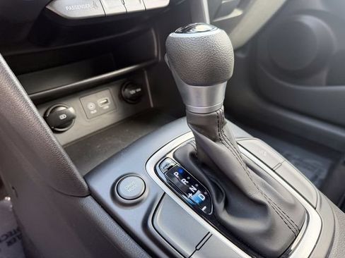 Used 2021 Hyundai Kona SE FWD image 21