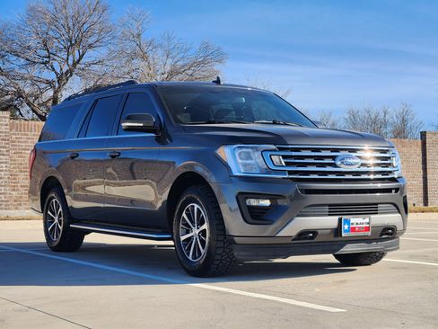 Used 2021 Ford Expedition Max XLT image 4