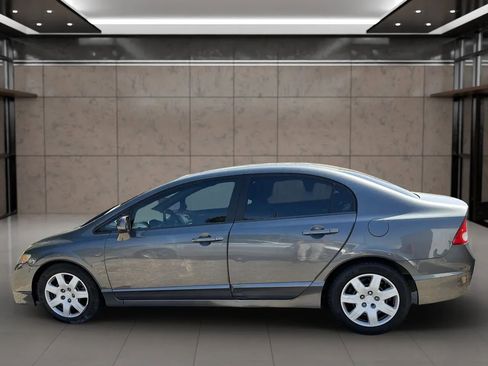 Used 2010 Honda Civic LX image 2