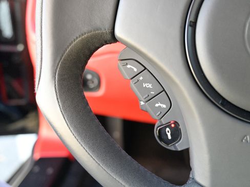 Used 2014 Aston Martin Vanquish Coupe image 23