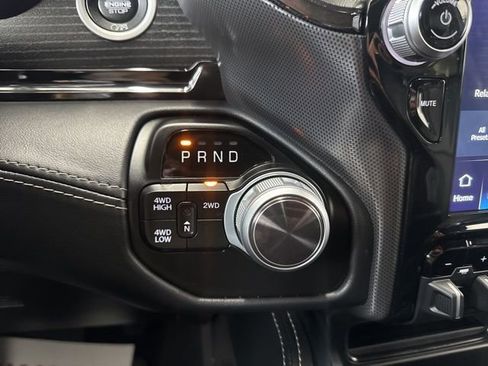 Used 2022 RAM 2500 Limited image 30