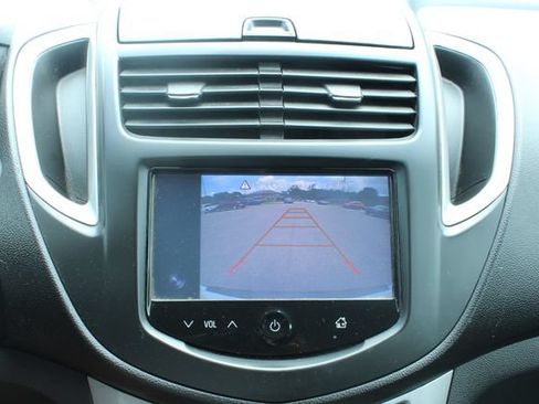 Used 2015 Chevrolet Trax LT w/ LT Plus Package FWD image 19