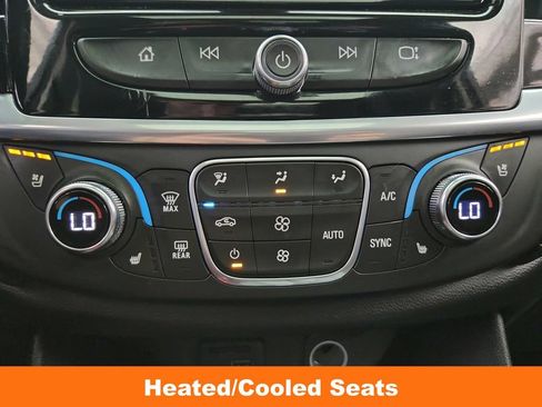 Used 2020 Chevrolet Traverse Premier w/ Redline Edition AWD/4WD image 19