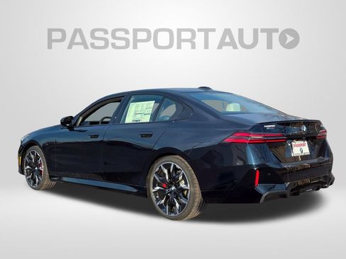 New 2026 BMW 540i xDrive w/ M Sport Package image 3