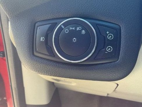Used 2013 Ford Escape SE AWD/4WD image 21
