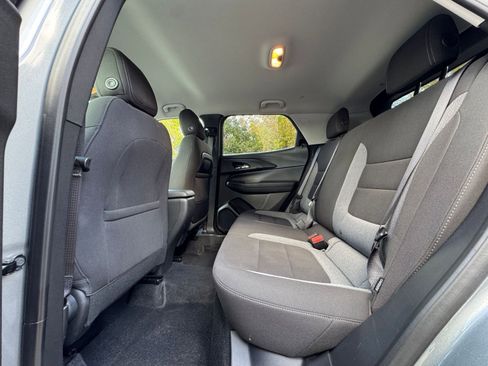 Used 2025 Chevrolet TrailBlazer LT image 21