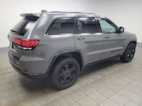 Used 2019 Jeep Grand Cherokee Laredo image 10