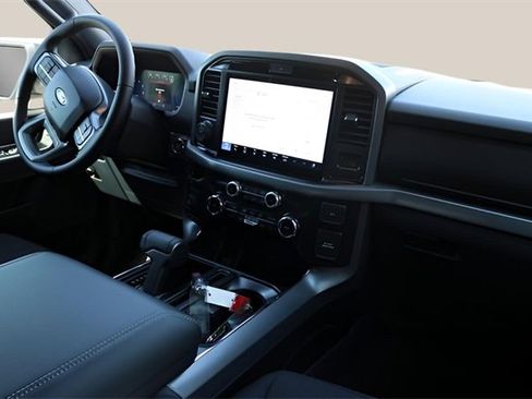 Used 2025 Ford F150 XLT w/ Equipment Group 302A MID image 17