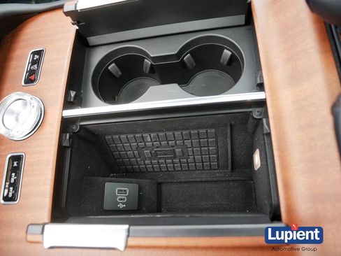 Used 2025 Lincoln Navigator Black Label AWD/4WD image 29