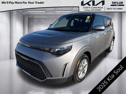 Used 2025 Kia Soul LX w/ LX Technology Package
