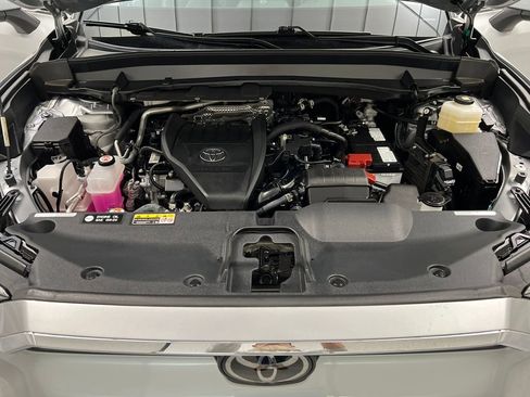 Used 2025 Toyota Grand Highlander AWD image 74