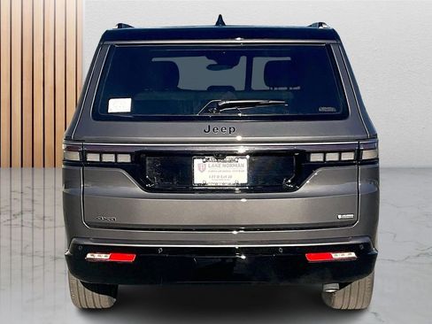 New 2026 Jeep Grand Wagoneer L Summit w/ Premium Group III AWD/4WD image 8