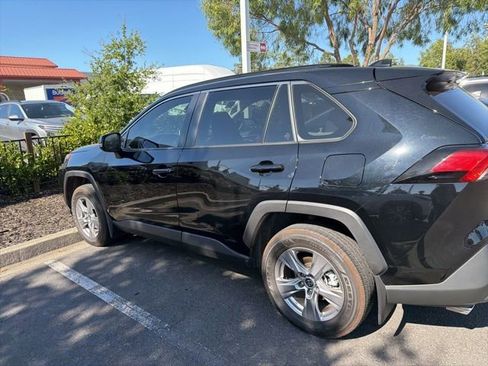 Used 2025 Toyota RAV4 XLE w/ Convenience Package AWD/4WD image 9