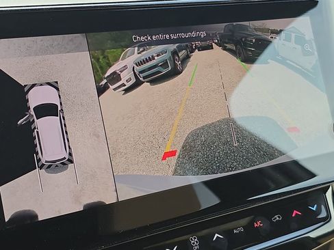 New 2026 Jeep Grand Cherokee Limited AWD/4WD image 25