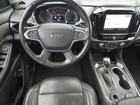 Used 2021 Chevrolet Traverse RS image 14