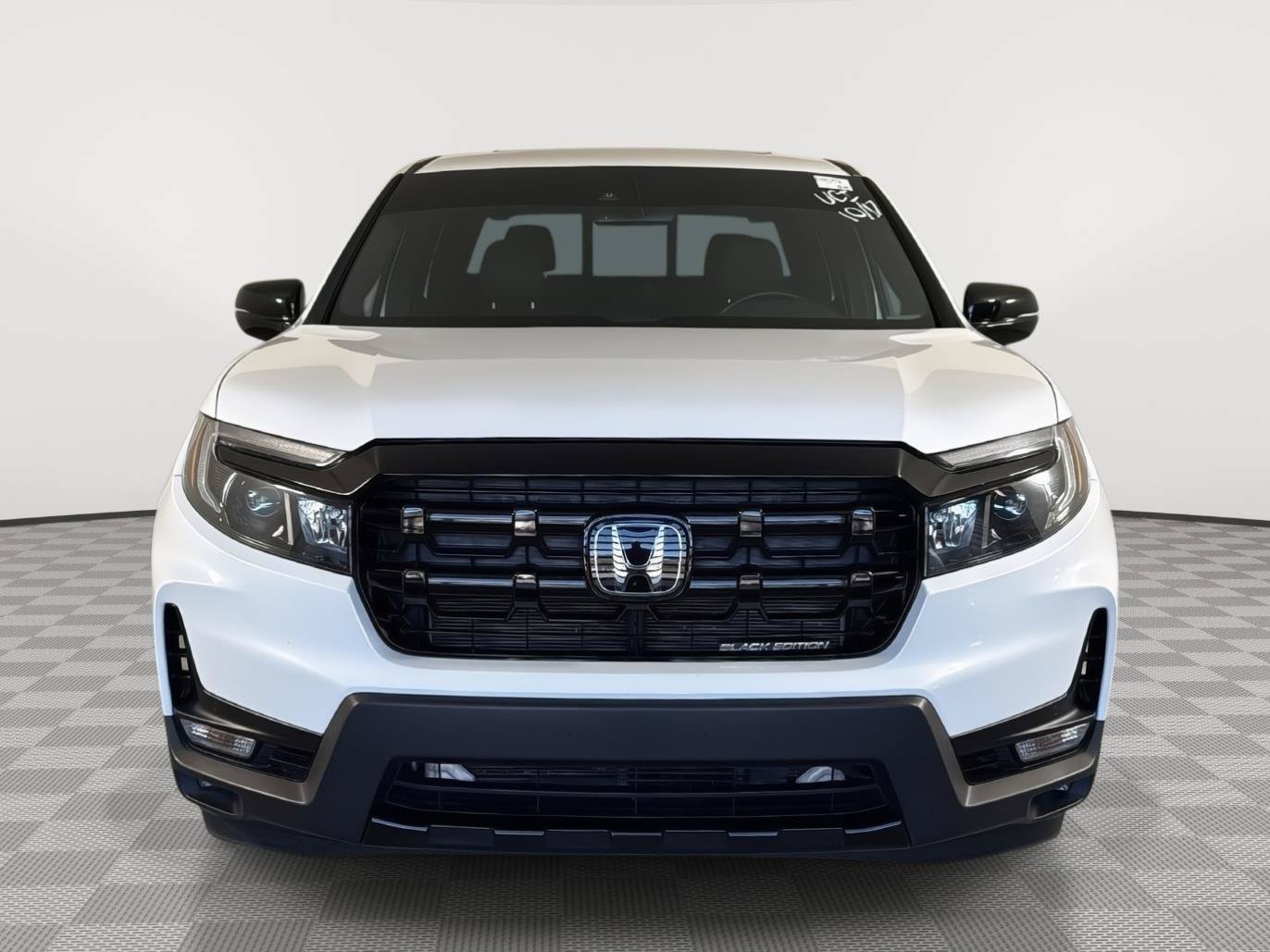 Used 2024 Honda Ridgeline Black Edition image 2