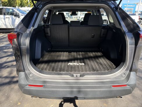 Used 2019 Toyota RAV4 XLE w/ All Weather Liner Package image 31