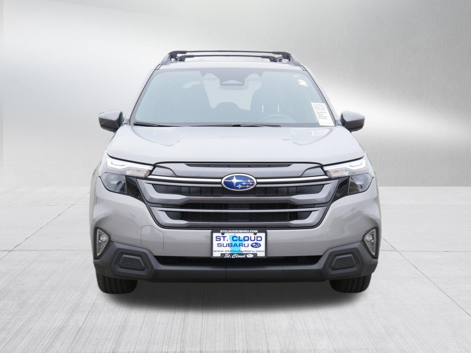 Certified 2025 Subaru Forester Premium AWD/4WD image 2