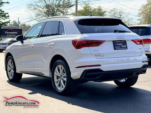 Used 2025 Audi Q3 2.0T Premium w/ Convenience Package image 4