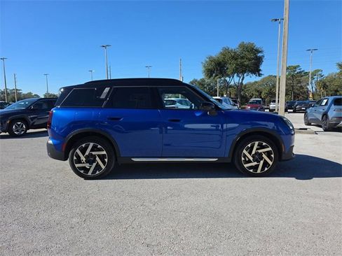 Used 2025 MINI Cooper Countryman S image 2