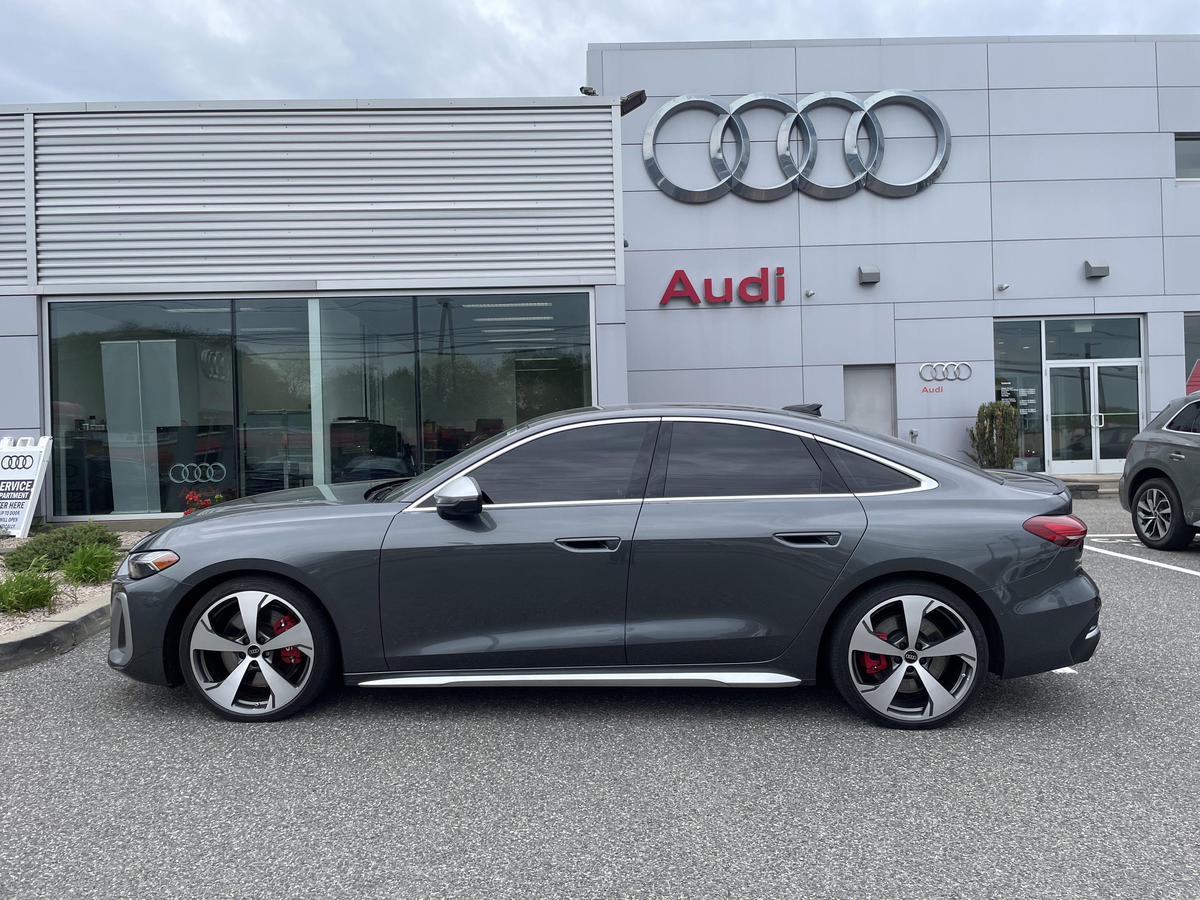 Certified 2025 Audi S5 Premium Plus w/ Premium Plus Package AWD/4WD image 4