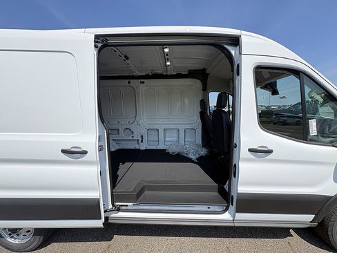 New 2026 Ford Transit 250 148 Medium Roof Extended AWD image 16